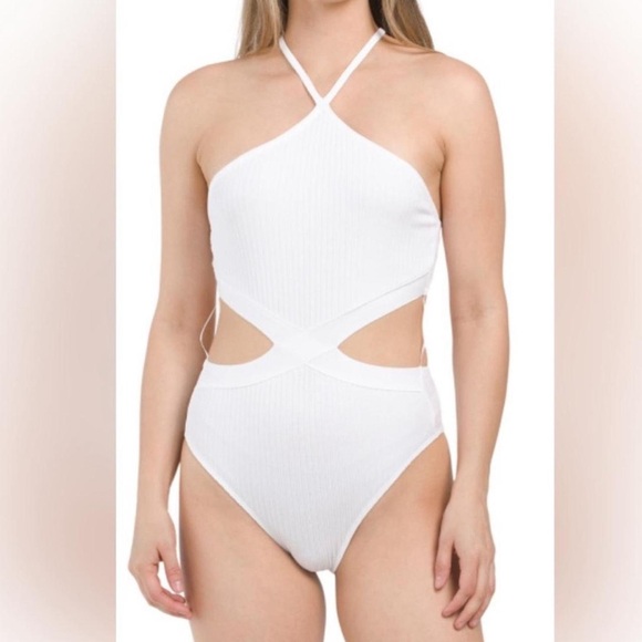 Zara Cut Out  Halter Bosysuit - Picture 9 of 11